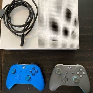 Xbox one S digital edition w/ 2 controllers.